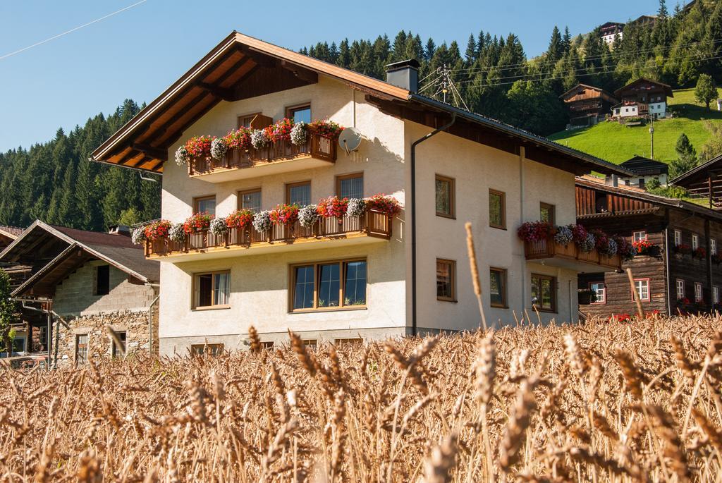 Hotel Haus Guggenberger Liesing Exteriér fotografie